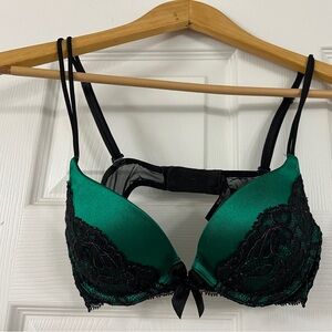Victoria’s Secret Very Sexy Plunge Bra ✨